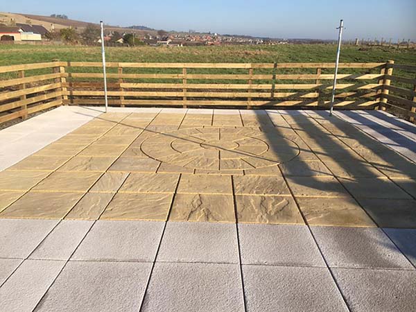 Fencing round new patio in Kirkcaldy